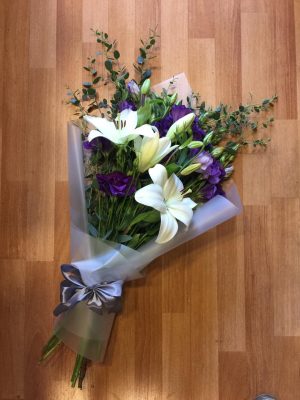 Ramo Lisianthus y Liliums