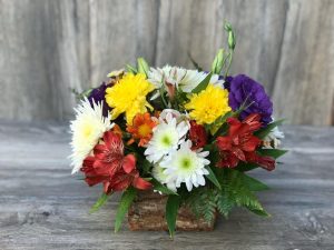 Flores Mixtas en Madera Rústica - Floreria Encactus Vina del Mar