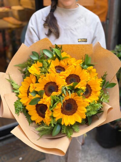10 Girasoles Kraft en verde