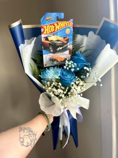 Hot wheels y rosas - Floreria Encactus Vina del Mar