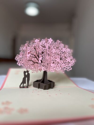 Tarjeta Pop Up de Pareja – Flores de Cerezo - Floreria Encactus Vina del Mar