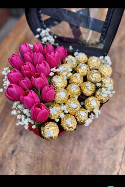Caja Corazón – Tulipanes & Bombones