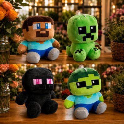 Cuatro peluches de Minecraft: Steve, Creeper, Enderman y Zombie